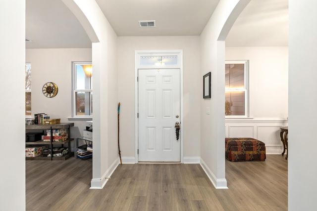 409 Pine Lake Court, Manning, SC 29102