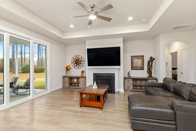 409 Pine Lake Court, Manning, SC 29102