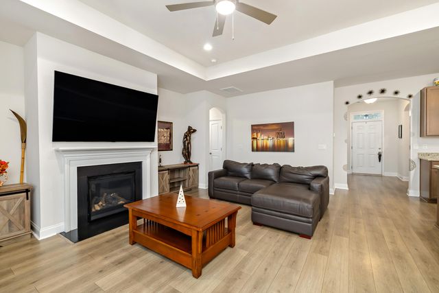 409 Pine Lake Court, Manning, SC 29102