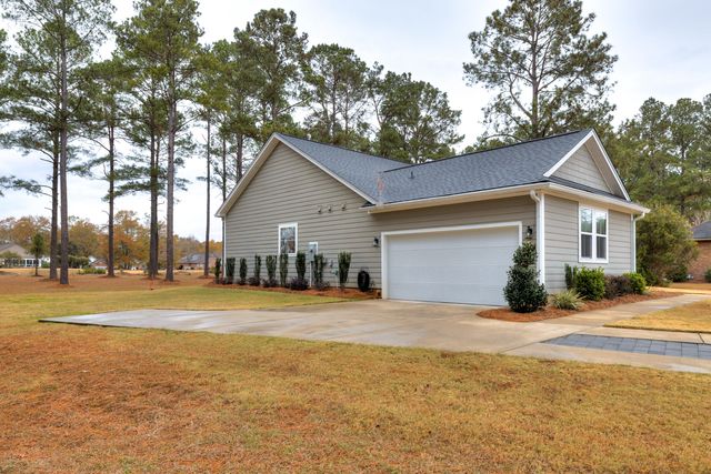 409 Pine Lake Court, Manning, SC 29102