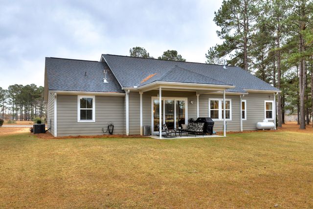 409 Pine Lake Court, Manning, SC 29102