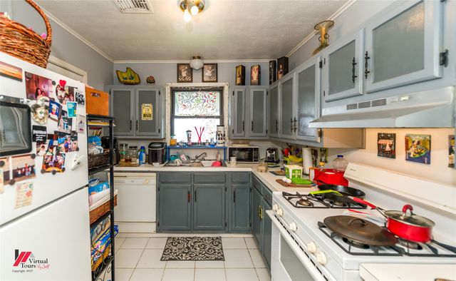 2524 Broadway Drive, Bossier City, LA 71111