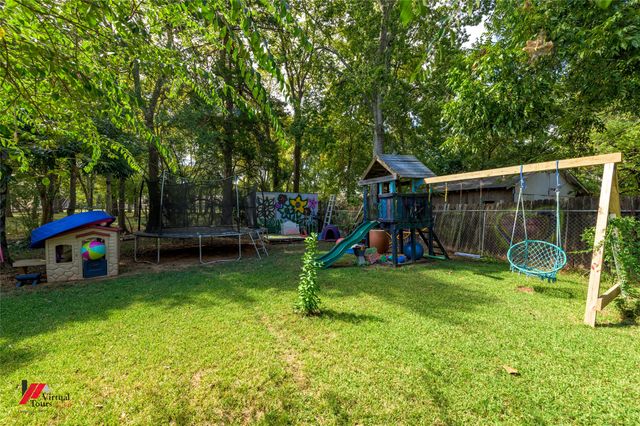 2524 Broadway Drive, Bossier City, LA 71111