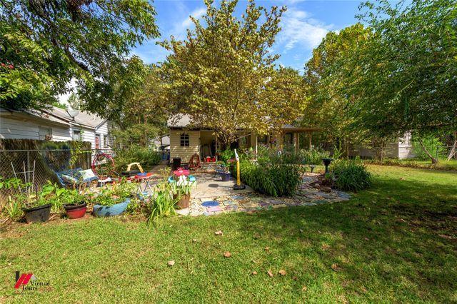 2524 Broadway Drive, Bossier City, LA 71111