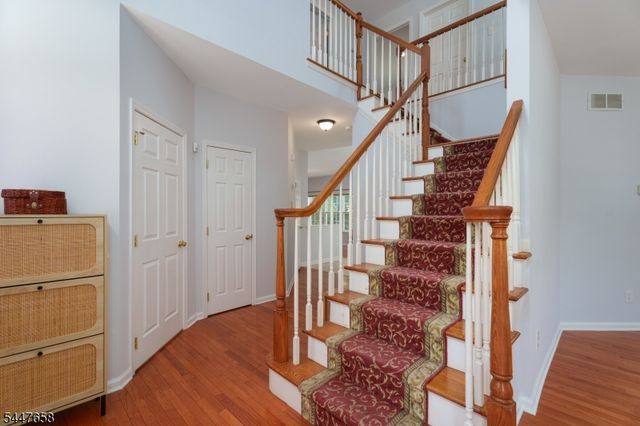 2 Pickering Cir, Montgomery Twp., NJ 08540