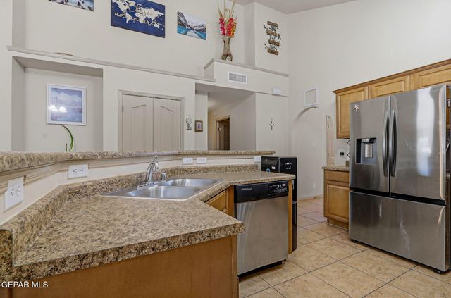 13301 CANDACE Lane, Horizon City, TX 79928