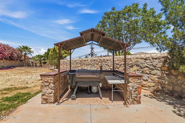 13301 CANDACE Lane, Horizon City, TX 79928