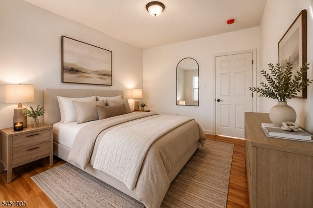 305 Cator Ave 1D, Jersey City, NJ 07305