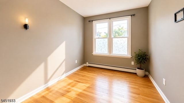 305 Cator Ave 1D, Jersey City, NJ 07305