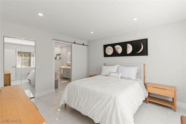 7731 Jewel LN 203, Naples, FL 34109