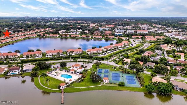 7731 Jewel LN 203, Naples, FL 34109
