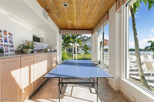 7731 Jewel LN 203, Naples, FL 34109