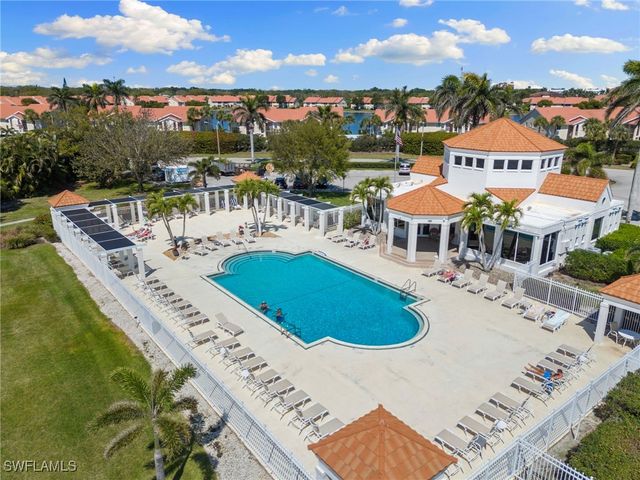 7731 Jewel LN 203, Naples, FL 34109