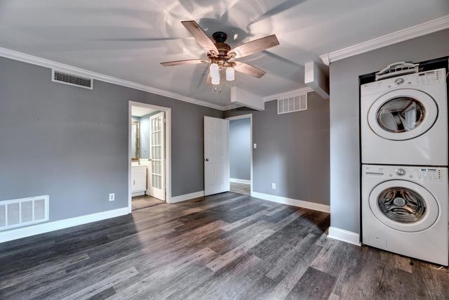 31 Marina CIR, Wimberley, TX 78676