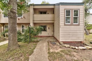 31 Marina CIR, Wimberley, TX 78676