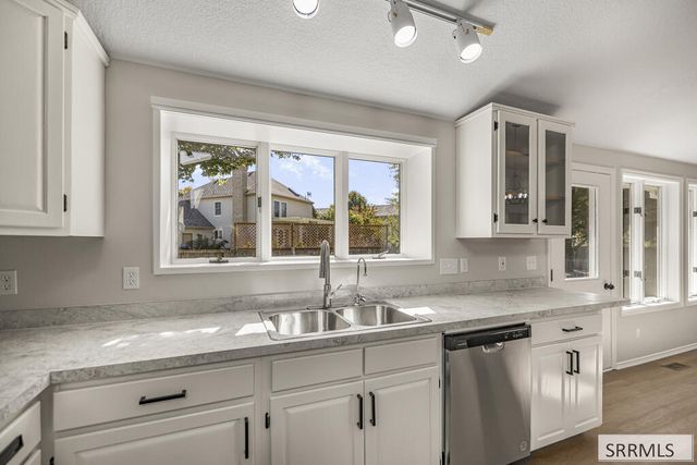 262 Brookside Drive, Idaho Falls, ID 83404