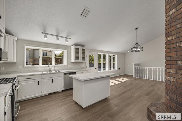 262 Brookside Drive, Idaho Falls, ID 83404