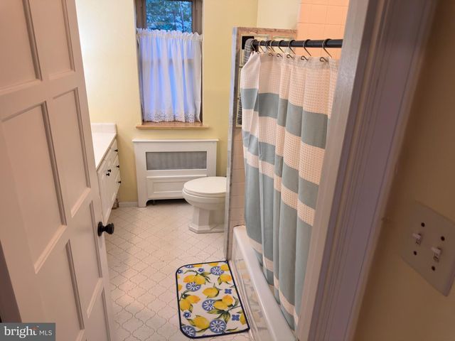 612 BEVERLY BLVD, Upper Darby, PA 19082