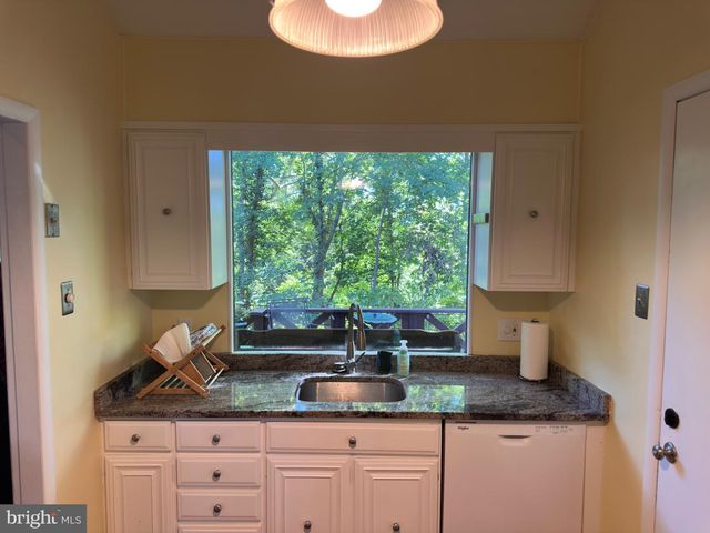 612 BEVERLY BLVD, Upper Darby, PA 19082
