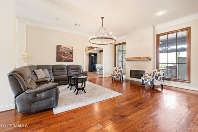 203 Flagstone Court, Lafayette, LA 70503