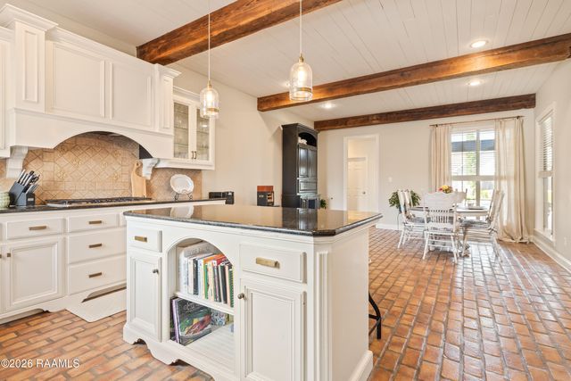 203 Flagstone Court, Lafayette, LA 70503