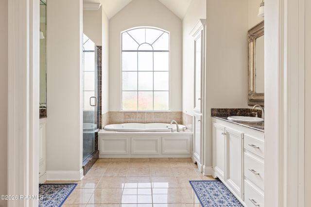 203 Flagstone Court, Lafayette, LA 70503