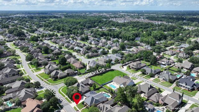 203 Flagstone Court, Lafayette, LA 70503