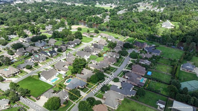 203 Flagstone Court, Lafayette, LA 70503