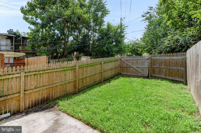 1100 ASHBURTON ST, Baltimore, MD 21216