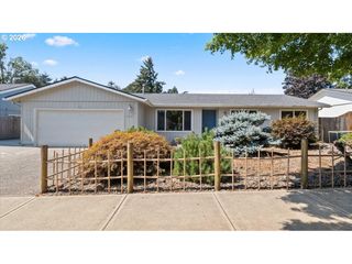 5455 HICKORY HILL Dr, Salem, OR 97301