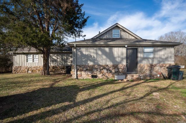 132 Daugherty Hill Road, Conway, AR 72032