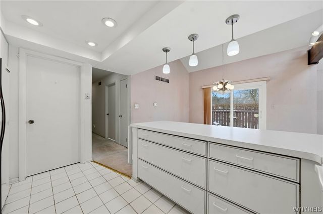 53 Old Meadow Drive, Amherst, NY 14051