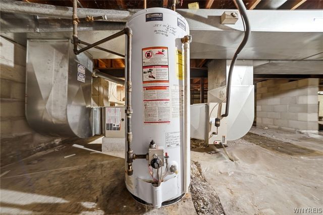 53 Old Meadow Drive, Amherst, NY 14051