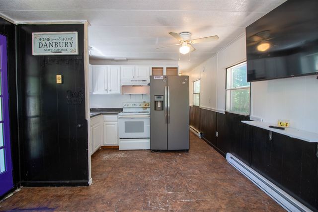 22 Aspen Lane, Danbury, NH 03230