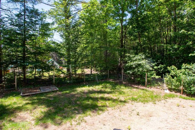 22 Aspen Lane, Danbury, NH 03230