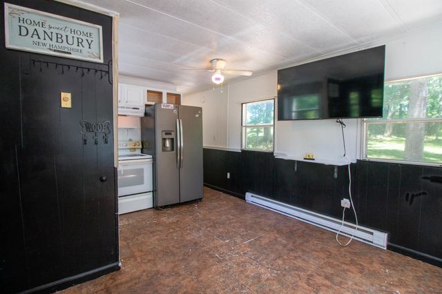 22 Aspen Lane, Danbury, NH 03230