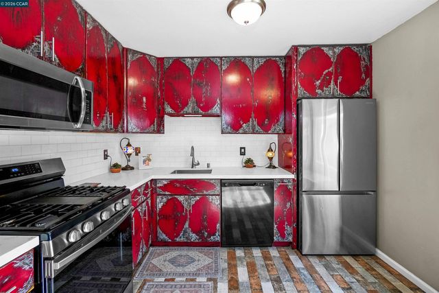 1425 W Cypress Rd, Oakley, CA 94561