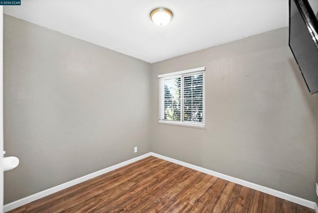 1425 W Cypress Rd, Oakley, CA 94561