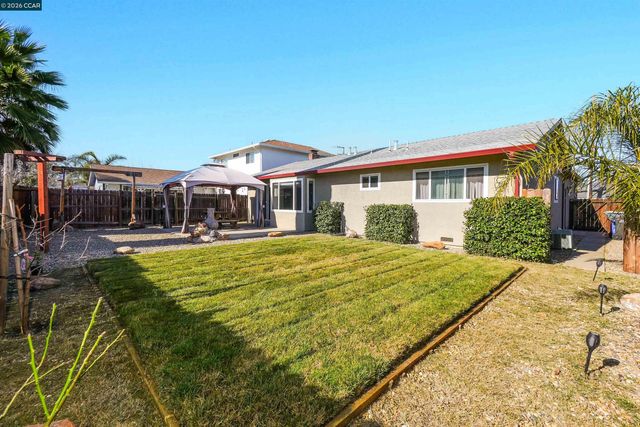 1425 W Cypress Rd, Oakley, CA 94561