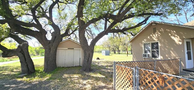 501 S Main Street, Eden, TX 76837