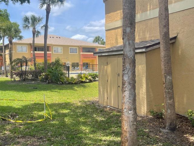 654 KENWICK CIRCLE 104, Casselberry, FL 32707
