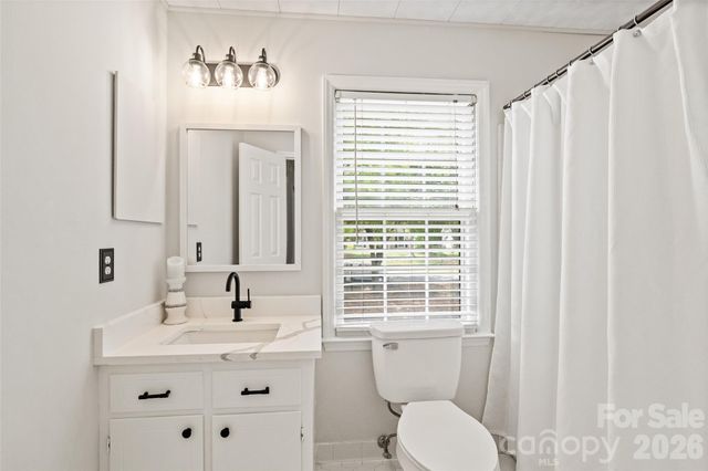 6600 Porterfield Road, Charlotte, NC 28226