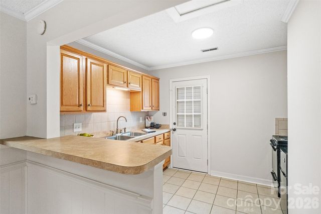 6600 Porterfield Road, Charlotte, NC 28226