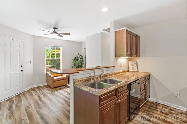 6600 Porterfield Road, Charlotte, NC 28226