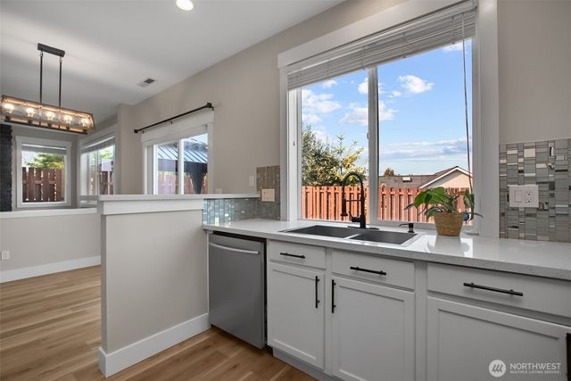 6527 Francis Avenue SE, Auburn, WA 98092