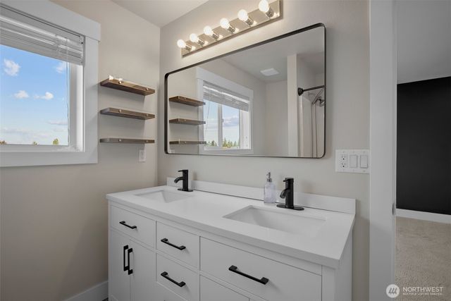 6527 Francis Avenue SE, Auburn, WA 98092