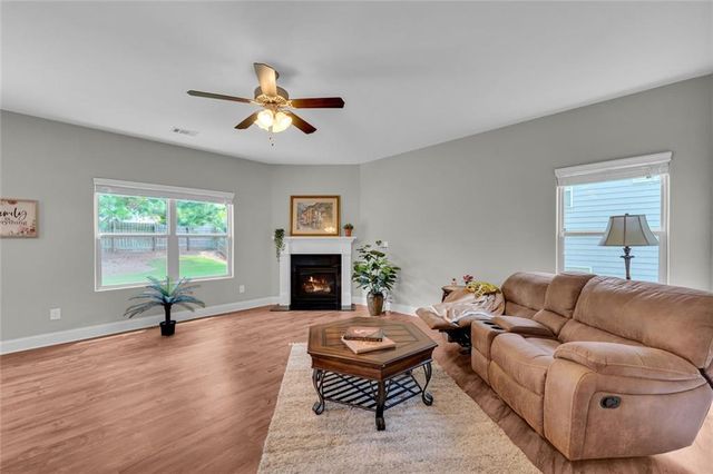 747 Hancock Place, Braselton, GA 30517