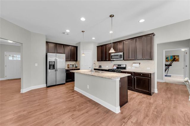 747 Hancock Place, Braselton, GA 30517