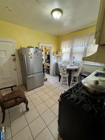 533-535 11th Avenue, Paterson, NJ 07514