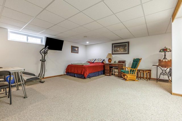 518 Midway DRIVE, Reedsburg, WI 53959